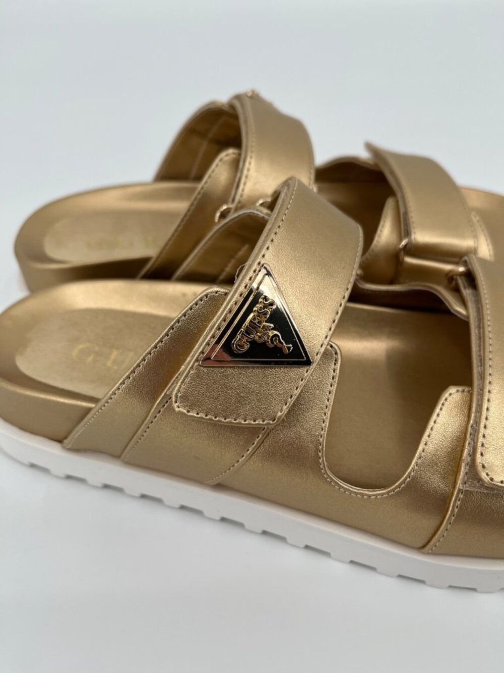 Guess Fabula Lug Sole Sandals Gold Size 9M Faux Leather Hook Loop Platform Slide - Picture 10 of 15